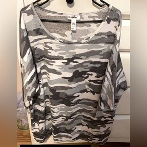 Just Be Camo Quarter Sleeve Shirt- Size: 2X